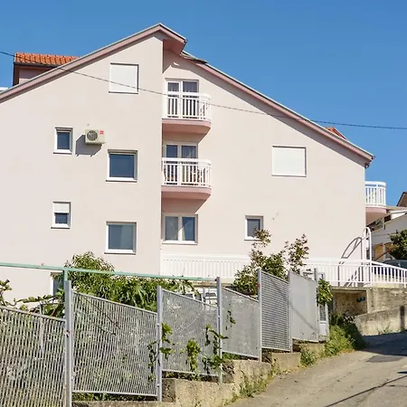 Apartament Mm *