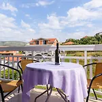 Mm Trogir