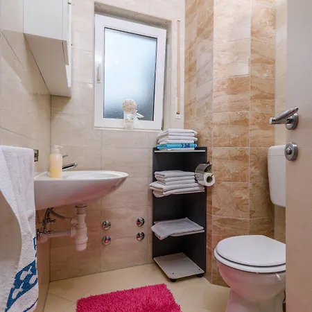 Apartment Mm